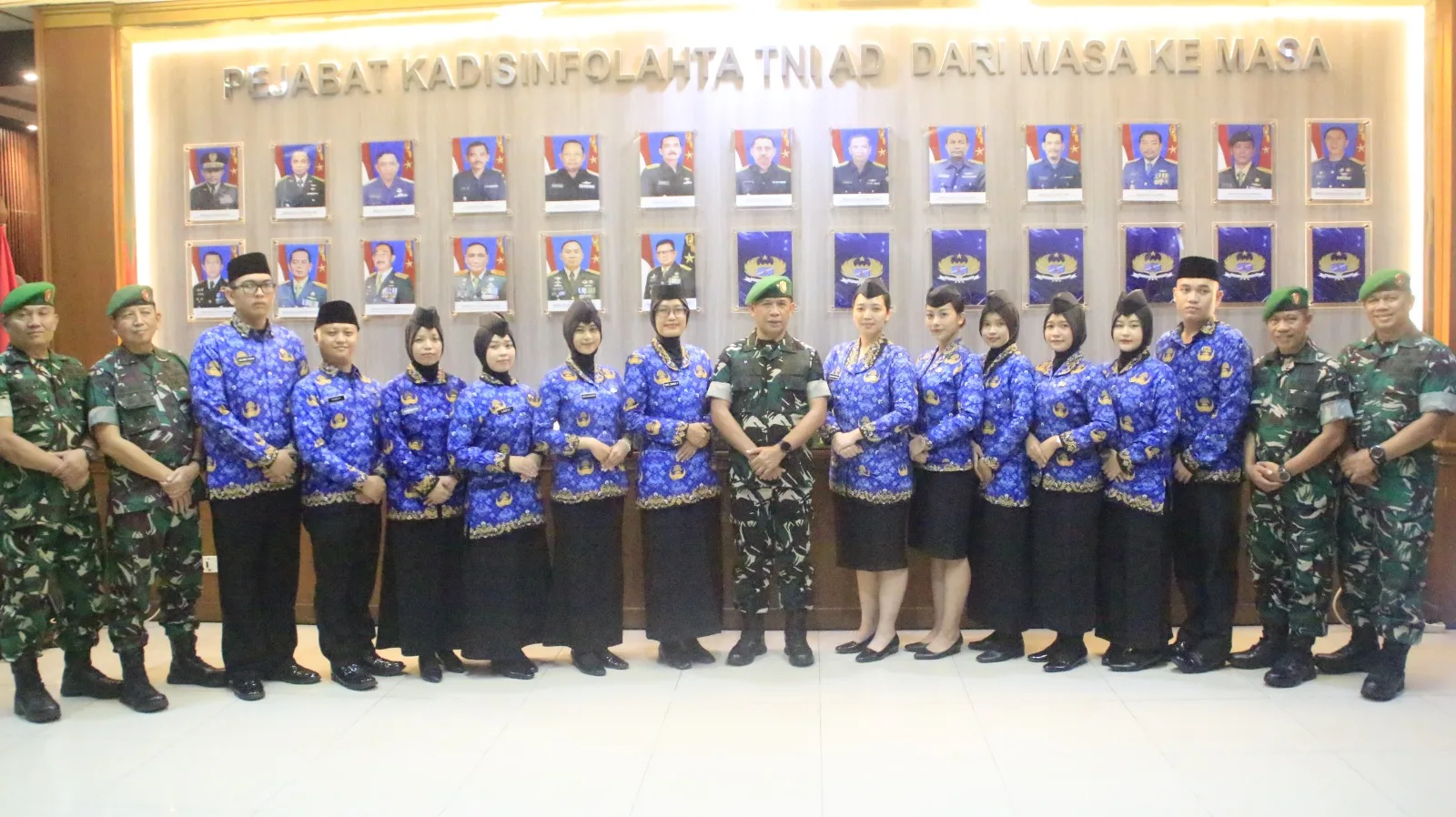 PENGAMBILAN SUMPAH/JANJI PNS DI LINGKUNGAN DISINFOLAHTAD