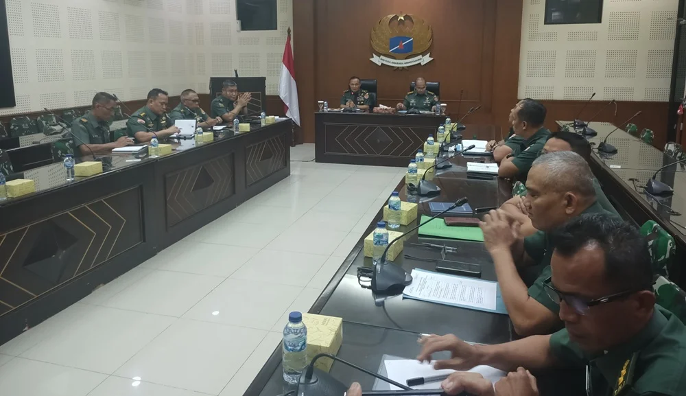 Wujudkan Integrasi Data dan Informasi di Lingkungan TNI AD, Disinfolahtad Gelar Seminar Teknologi Informasi